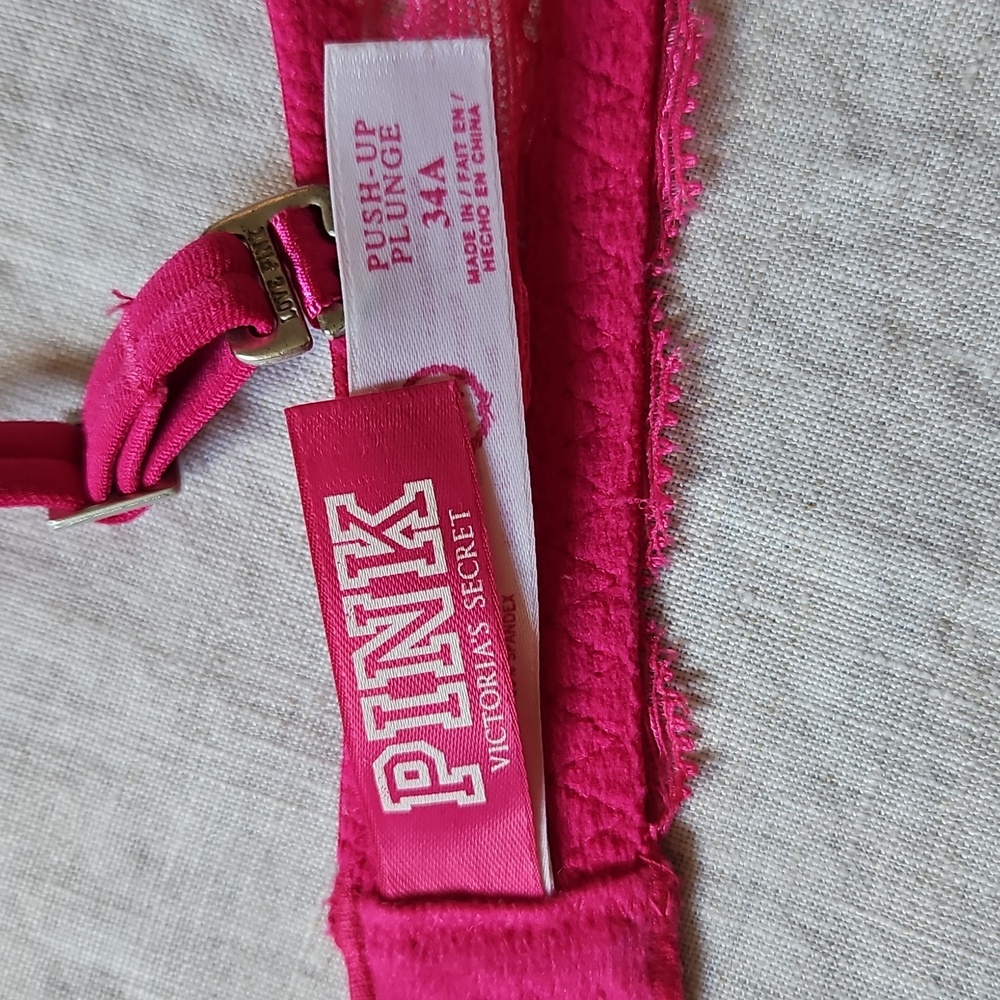 Pink Victoria's Secret Pink Lace Women's Bra 34A Push Up Plunge - Picture 13 of 14